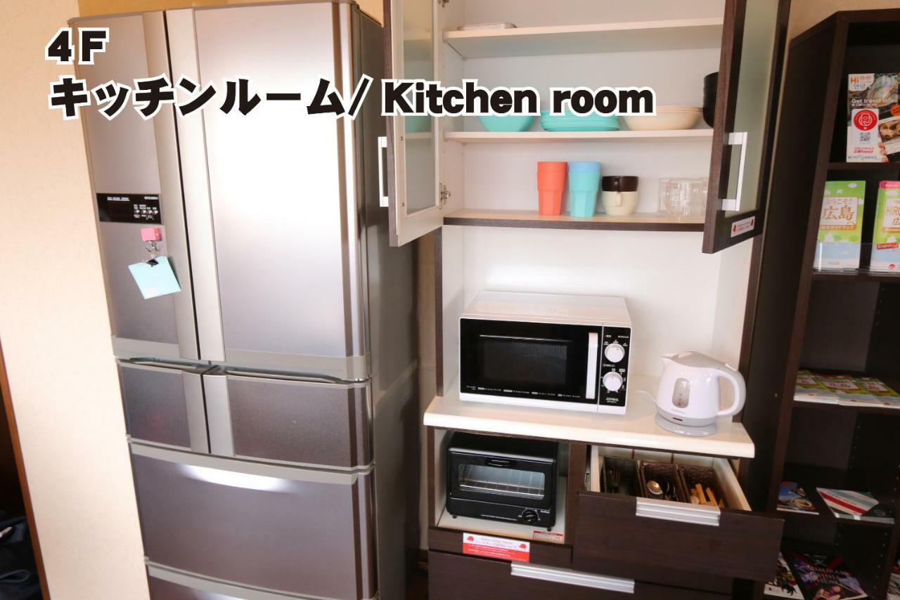 広島市 レッドヘルメットハウス&スポーツ カフェバーホステル エクステリア 写真